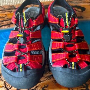 Keen Women's Newport H2 Sport Sandals US5.0 Waterproof